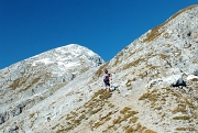 41 Bene, sentiero sicuro senza neve !